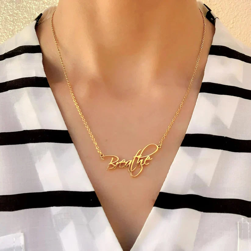 Handwritten Name Necklace – Script Font Perfection